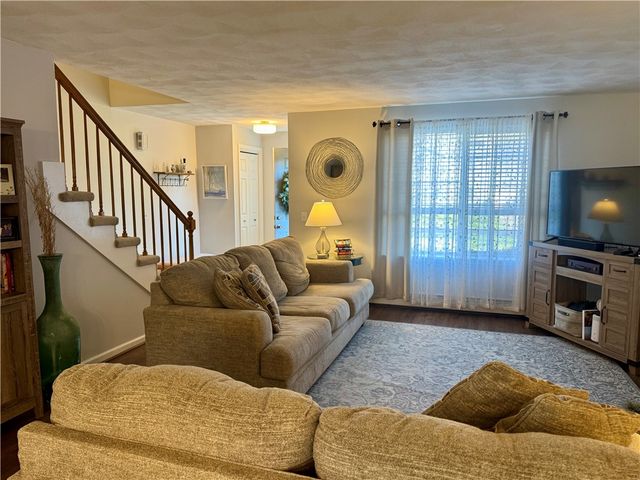 10 Parsley Lane, Narragansett, RI 02874