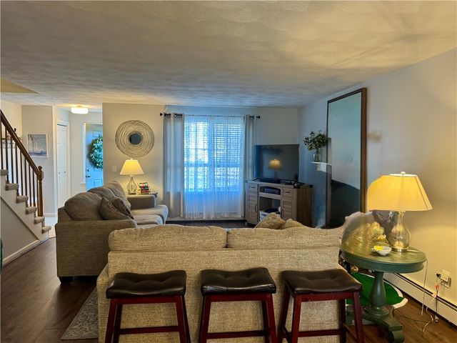 10 Parsley Lane, Narragansett, RI 02874