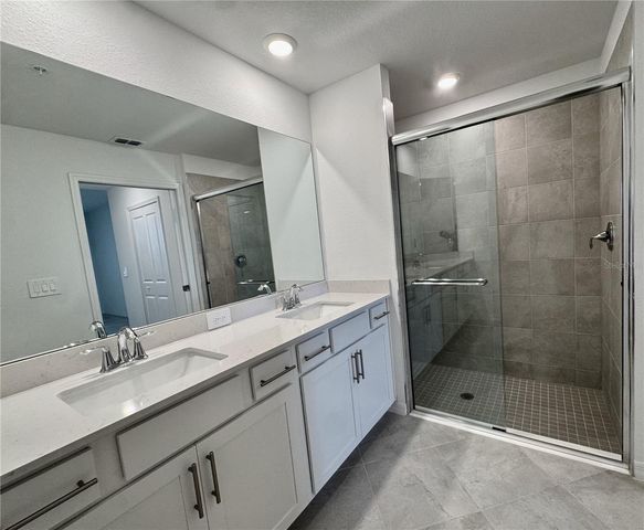18923 SCALLOP LOOP 105, Lakewood Ranch, FL 34211