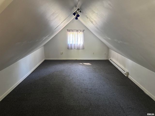 1733 S SPRING Street, Springfield, IL 62704