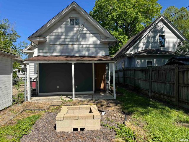 1733 S SPRING Street, Springfield, IL 62704