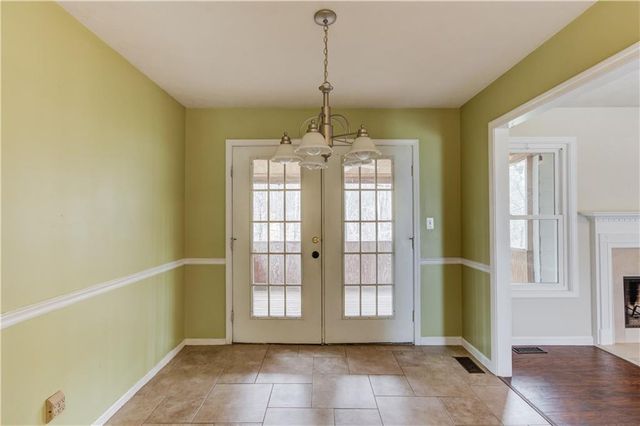 885 Long Branch Circle, Sugar Hill, GA 30518