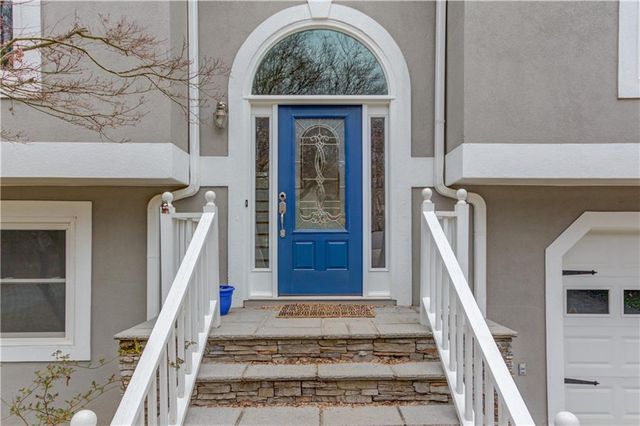 885 Long Branch Circle, Sugar Hill, GA 30518