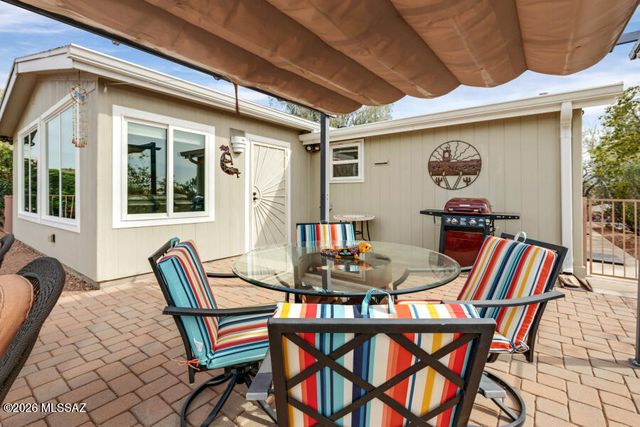 7736 W Copper Nugget Drive, Tucson, AZ 85735