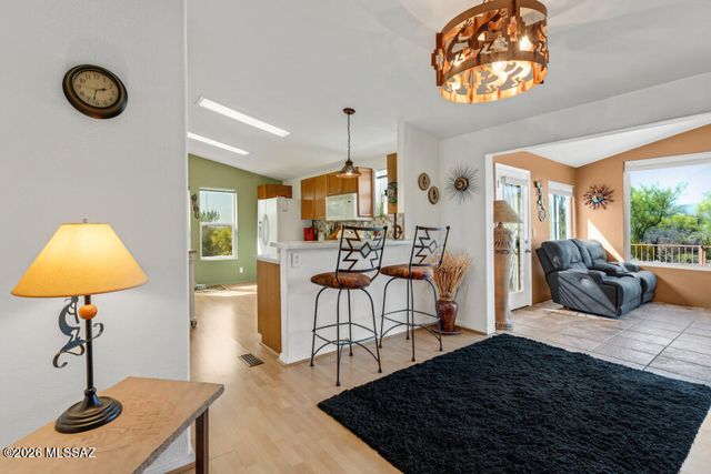 7736 W Copper Nugget Drive, Tucson, AZ 85735