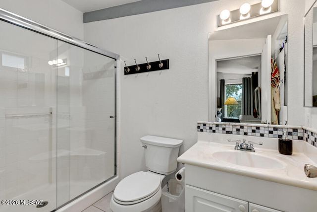 7736 W Copper Nugget Drive, Tucson, AZ 85735