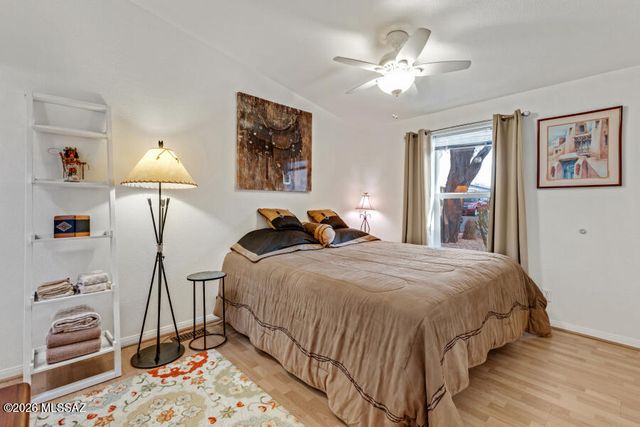 7736 W Copper Nugget Drive, Tucson, AZ 85735