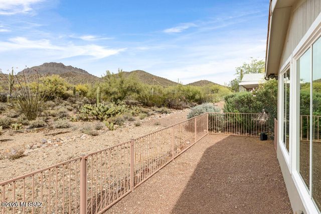 7736 W Copper Nugget Drive, Tucson, AZ 85735