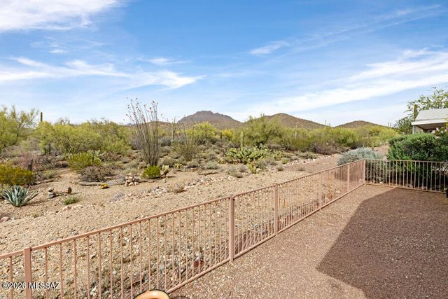 7736 W Copper Nugget Drive, Tucson, AZ 85735