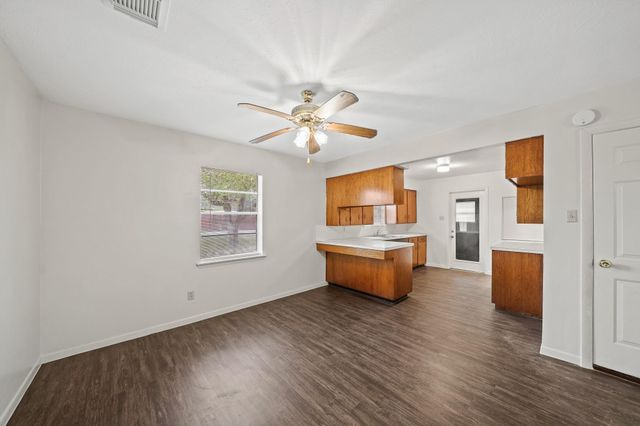 322 Pinedale Avenue, Arcola, TX 77583