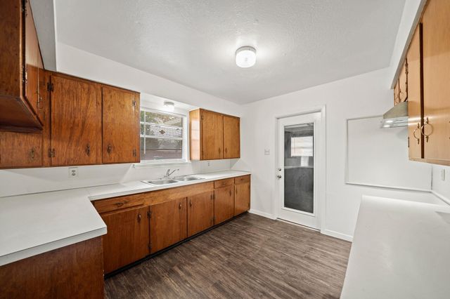322 Pinedale Avenue, Arcola, TX 77583