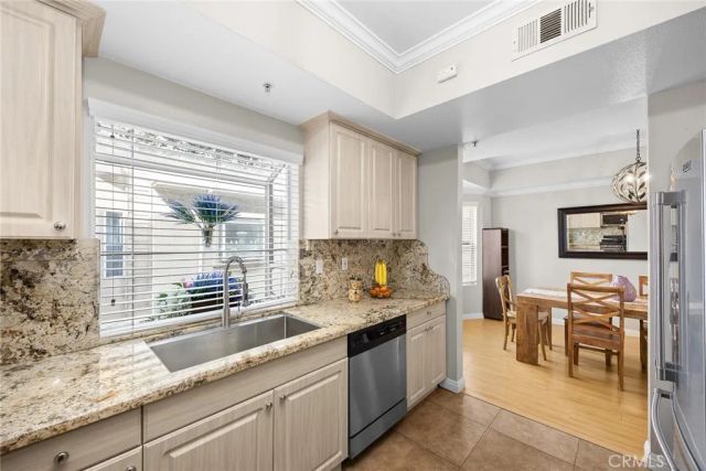 101 S Verdugo Road E, Glendale, CA 91205