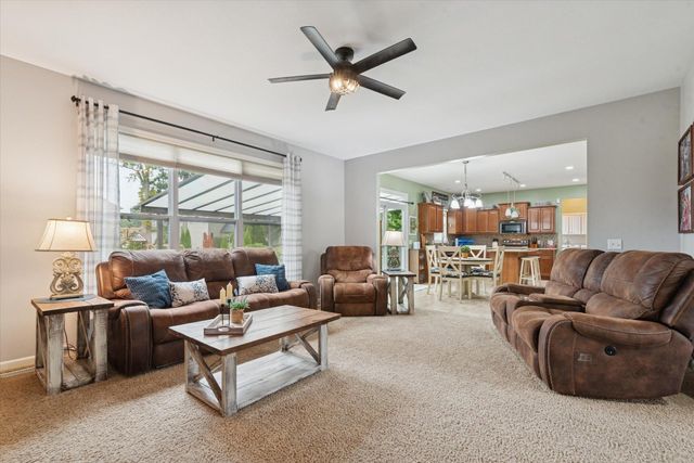 2449 White Aspen Road, Sylvania, OH 43560