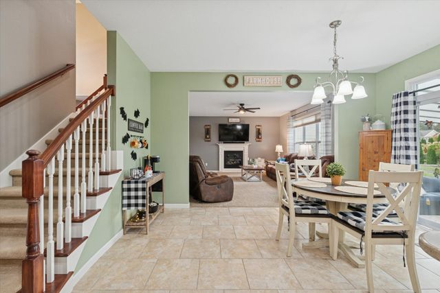 2449 White Aspen Road, Sylvania, OH 43560