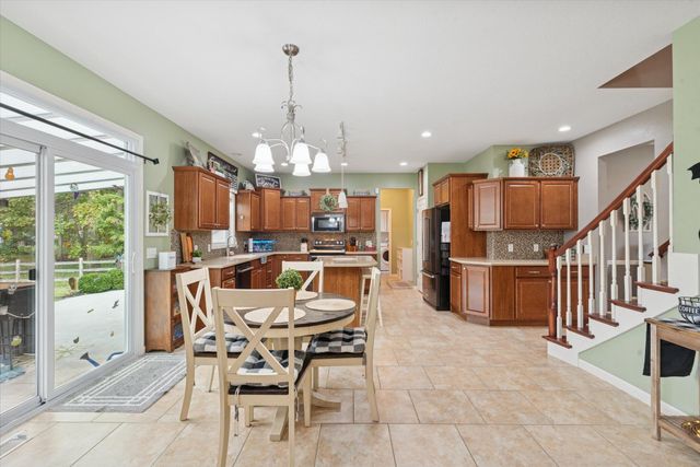 2449 White Aspen Road, Sylvania, OH 43560