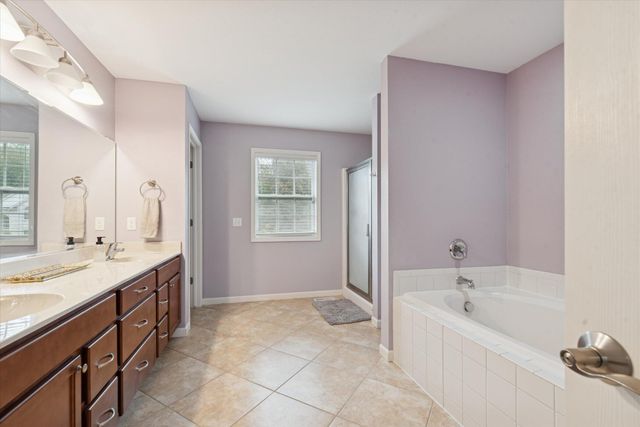 2449 White Aspen Road, Sylvania, OH 43560