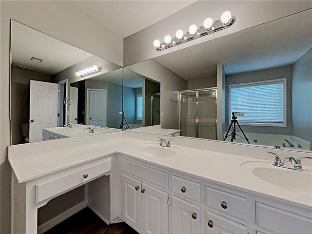 2000 Foster Trace Court, Lawrenceville, GA 30043