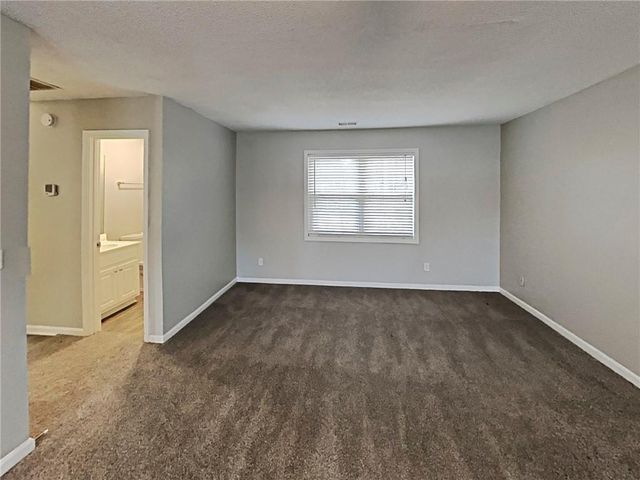 2000 Foster Trace Court, Lawrenceville, GA 30043