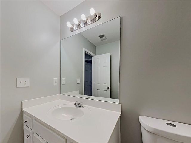 2000 Foster Trace Court, Lawrenceville, GA 30043