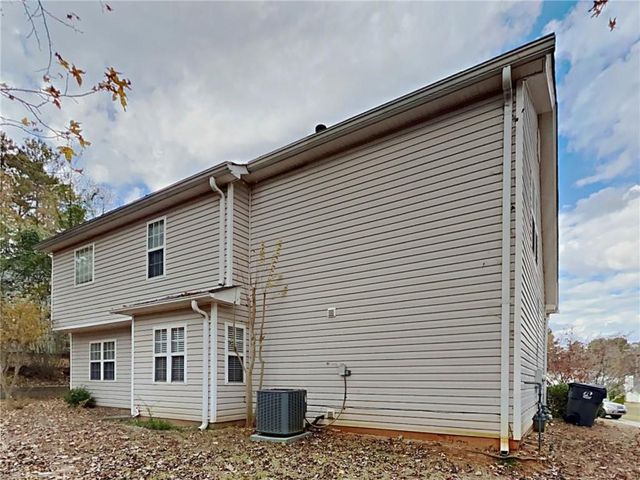 2000 Foster Trace Court, Lawrenceville, GA 30043