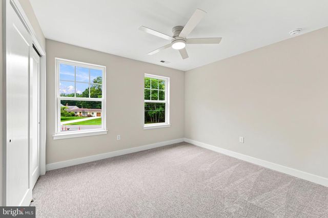 108 BLUE ANCHOR RD, Sicklerville, NJ 08081