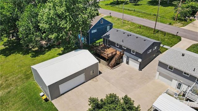 5215 NE 60th Terrace, Kansas City, MO 64119