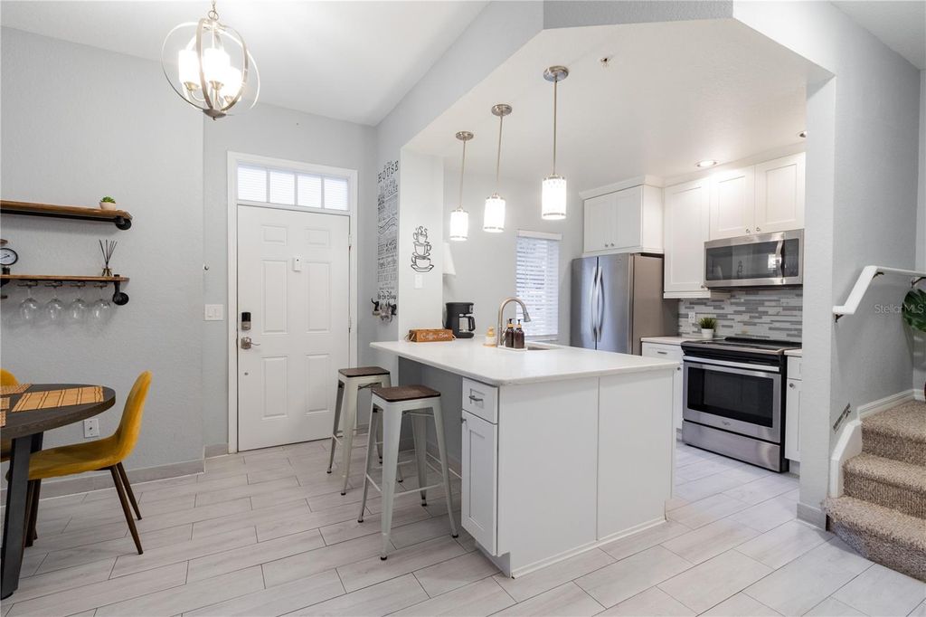 Image 5 of property listing at 2220 SAN VITTORINO CIRCLE 102, Kissimmee, FL 34741