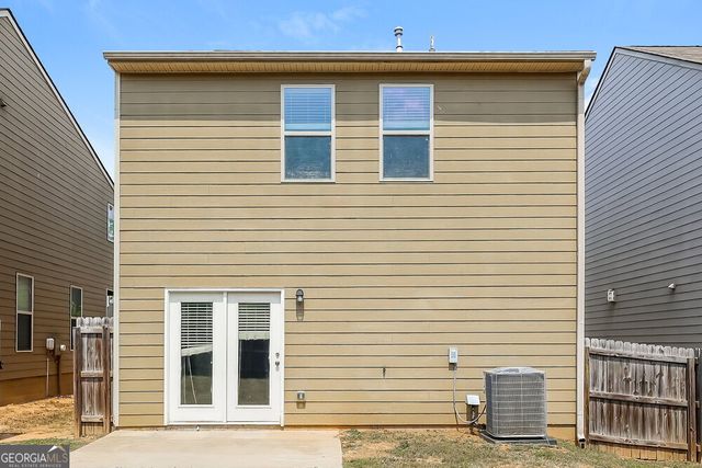 520 Dasheill Lane, Atlanta, GA 30349