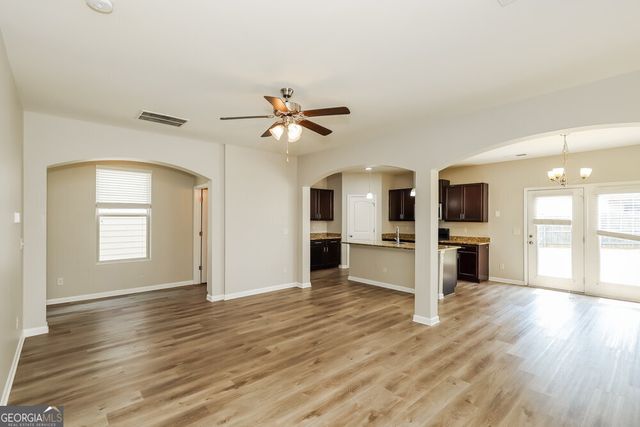 520 Dasheill Lane, Atlanta, GA 30349