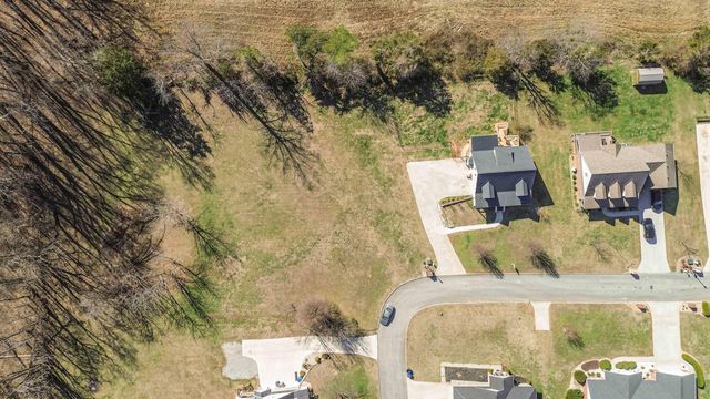 386 Whisper Woods Drive, Somerset, KY 42503