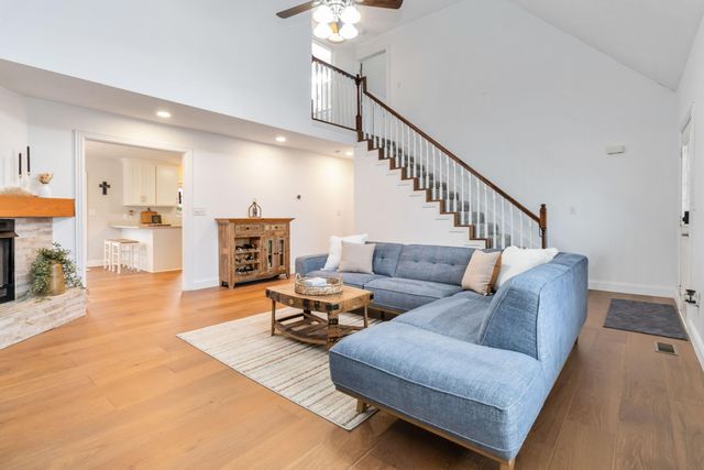 386 Whisper Woods Drive, Somerset, KY 42503