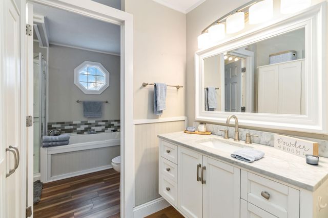 386 Whisper Woods Drive, Somerset, KY 42503