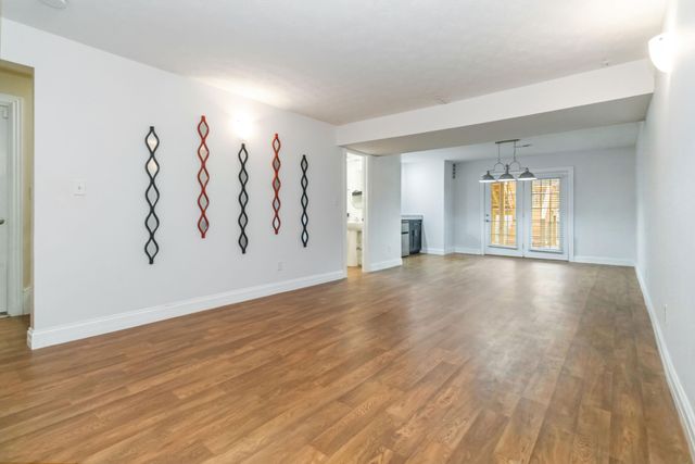 386 Whisper Woods Drive, Somerset, KY 42503