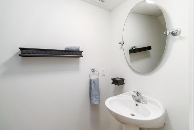 386 Whisper Woods Drive, Somerset, KY 42503