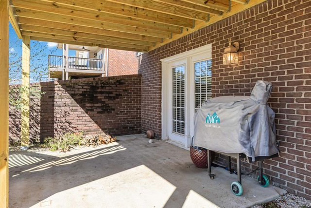 386 Whisper Woods Drive, Somerset, KY 42503