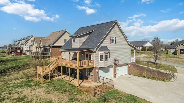 386 Whisper Woods Drive, Somerset, KY 42503