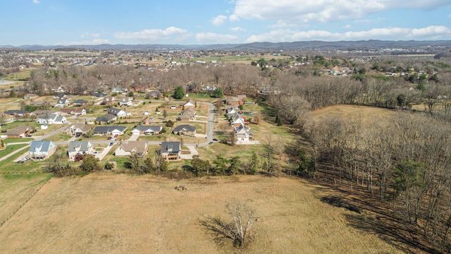 386 Whisper Woods Drive, Somerset, KY 42503