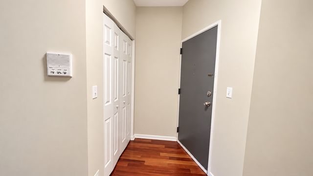 5142 S Ingleside Avenue 2C, Chicago, IL 60615