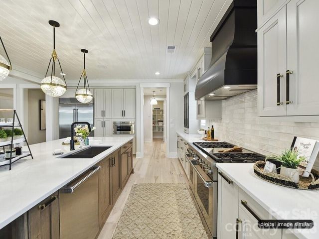2232 Grey Road, Davidson, NC 28036