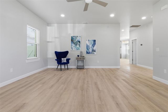 494 39TH AVENUE N, St Petersburg, FL 33703