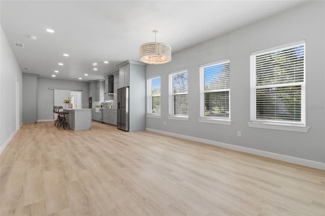 494 39TH AVENUE N, St Petersburg, FL 33703