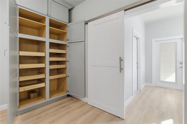 494 39TH AVENUE N, St Petersburg, FL 33703