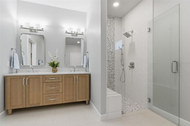 494 39TH AVENUE N, St Petersburg, FL 33703