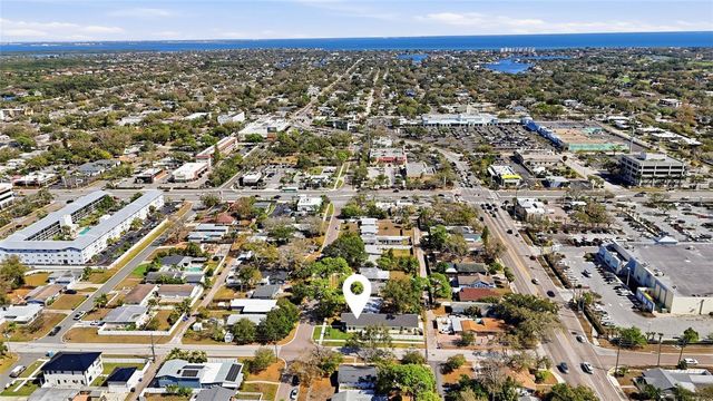 494 39TH AVENUE N, St Petersburg, FL 33703