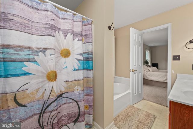 6317 CRANSTON LN, Fredericksburg, VA 22407