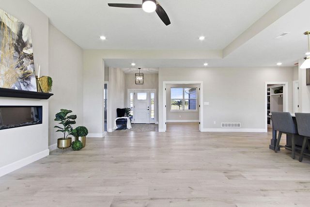 5729 KESTREL LP, Columbia, MO 65202