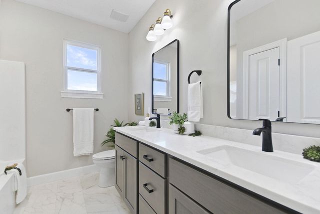 5729 KESTREL LP, Columbia, MO 65202