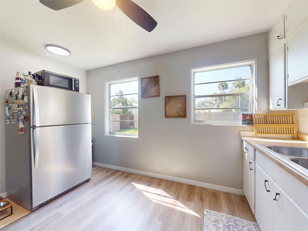 Image 13 of property listing at 903 CONRAD DRIVE, New Smyrna Beach, FL 32168