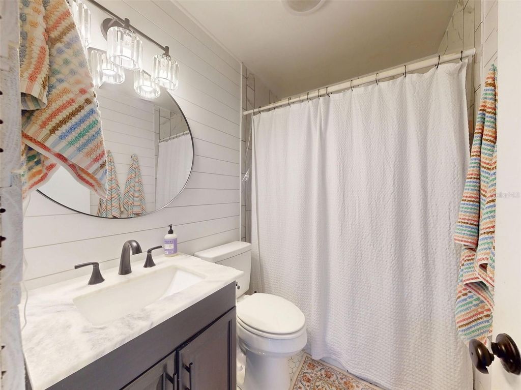 Image 19 of property listing at 903 CONRAD DRIVE, New Smyrna Beach, FL 32168