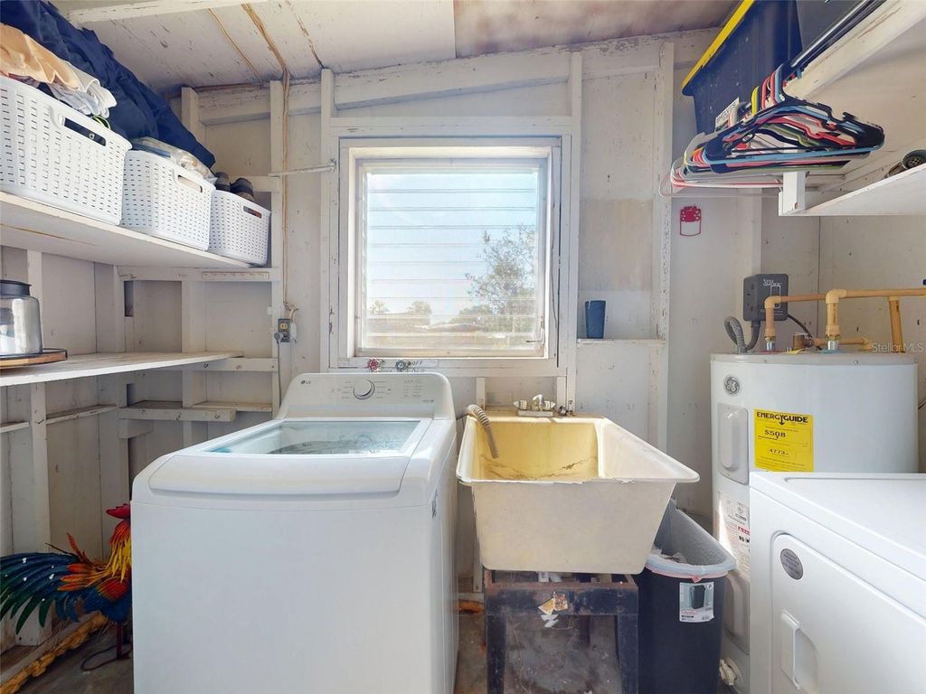 Image 29 of property listing at 903 CONRAD DRIVE, New Smyrna Beach, FL 32168